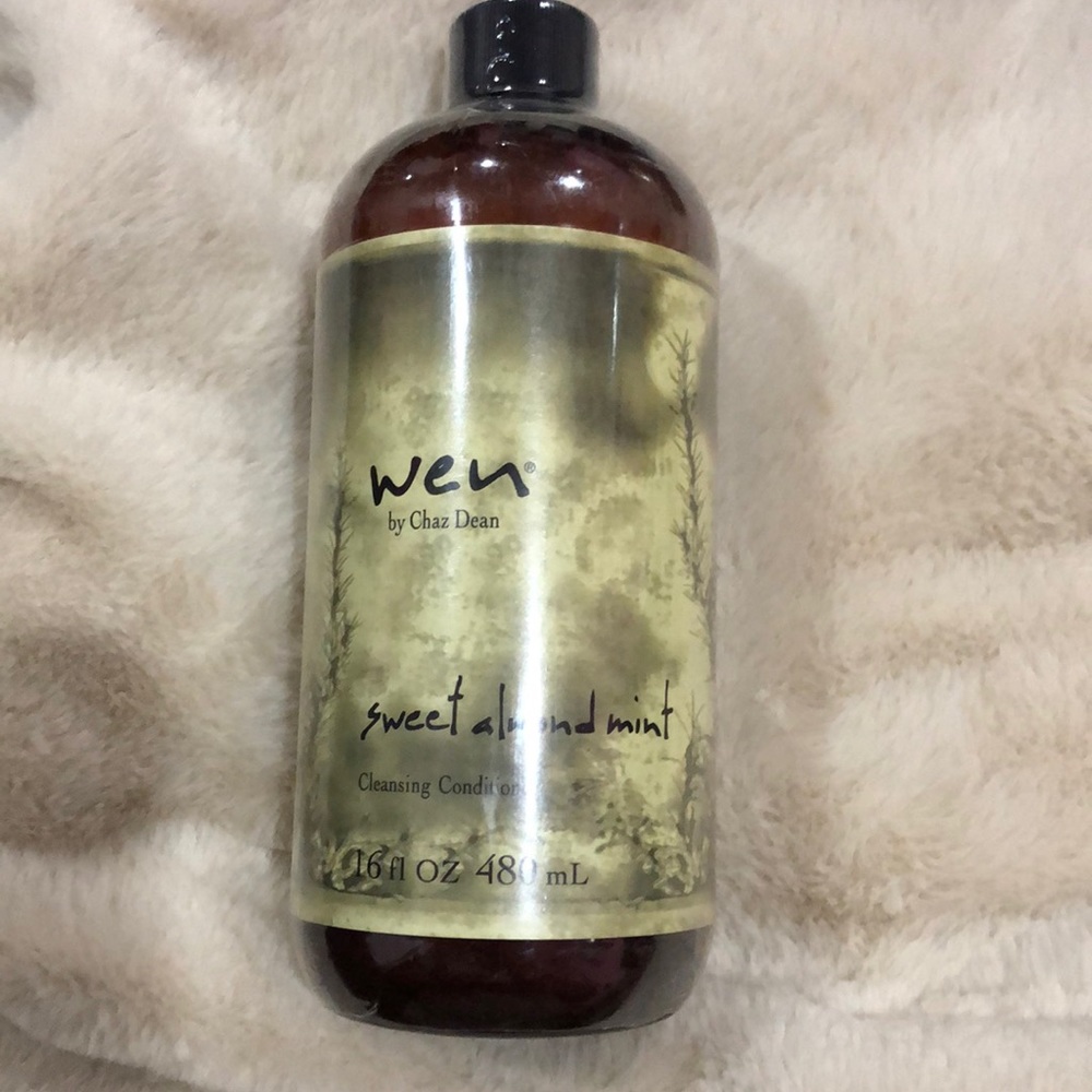 Wen sweet almond mint cleansing conditioner